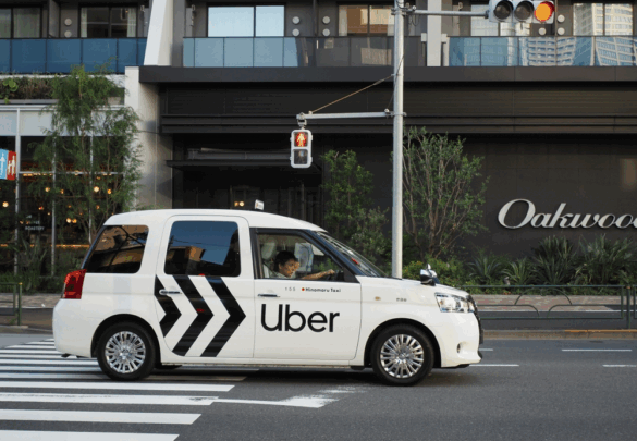 uber-meldet-gewinnsprung-und-plant-robotaxi-offensive