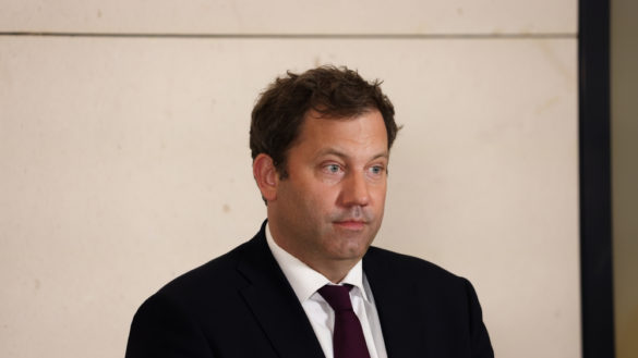 koalition-zerlegt-sich-im-streit-um-spritpreise